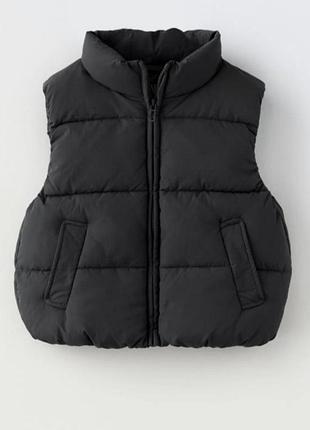 Дитяча жилетка від zara