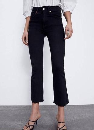 Укорочені чорні джинси zara, 36 розмір
