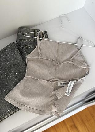 Топ з відкритою спинкою bershka з бретельками позаду