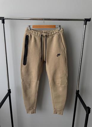 Спортивні штани nike tech fleece бежеві з нових колекцій