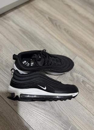 Жіночі кросівки nike