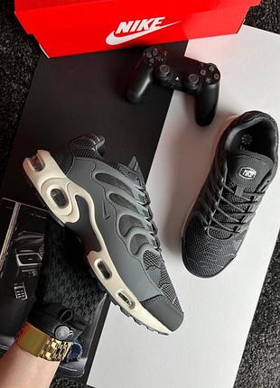 Чоловічі кросівки nike air max terrascape plus grey beige