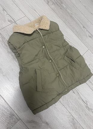 Жилет zara 110 см