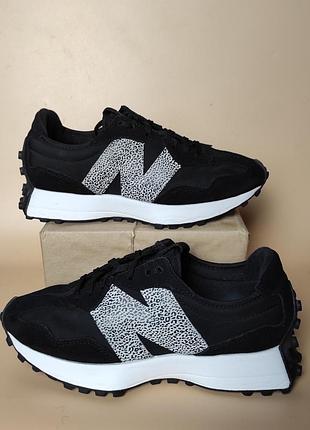Кросівки new balance 327  
розмір 39 довжина устілки 25 см.