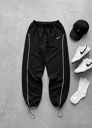 Чоловічі спортивні штани nike