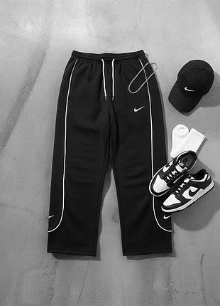 Чоловічі спортивні штани nike