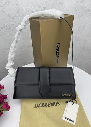 Jacquemus black