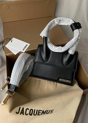 Jacquemus black