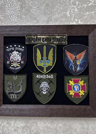 Рамка для шевронів і нашивок - стенд для шевронів в рамці - патч борд - панель для шевронів - рамка на липучкі