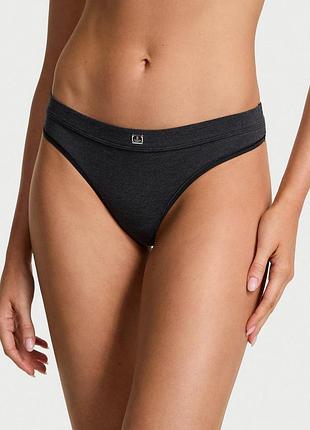 Жіночі трусики victoria's secret (329425442872) hardware thong patch l сірі