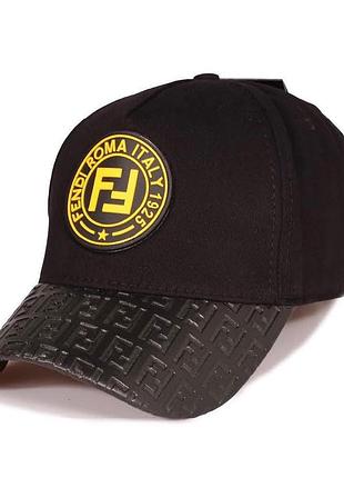 Брендовая кепка fendi