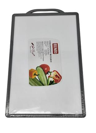 Доска кухонная пластиковая белая 26*40см