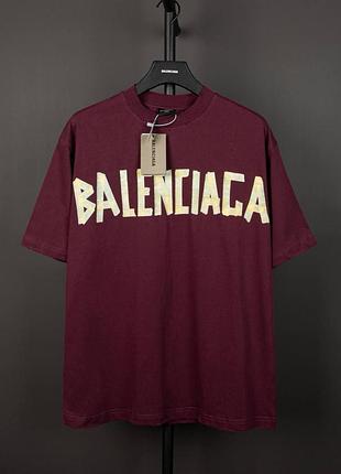 Футболка balenciaga унісекс оверсайз бордова з великим принтом розмір s-m-l street