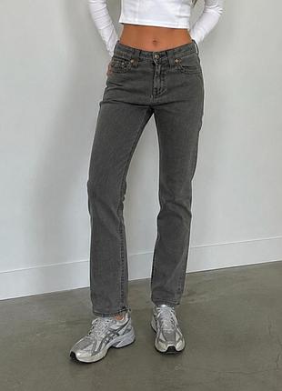 Джинси від бренду true religion