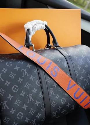 Стильная спортивная дорожная сумка от известного бренда louis vuitton