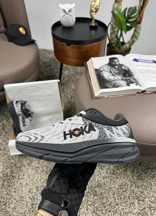 Женские кроссовки hoka challenger art 7 grey black