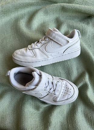 Кросівки nike оригинал р.28,5