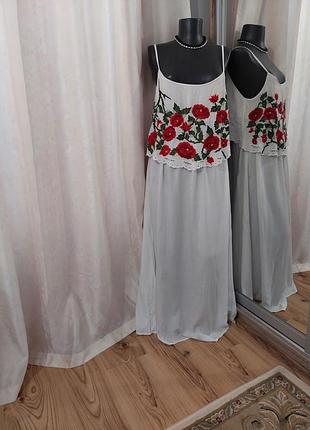 Вискозное с вышивкой платье 👗