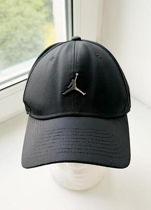 Кепка nike air jordan metal logo