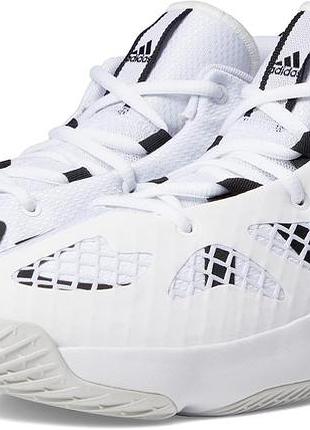 Новые кроссовки adidas