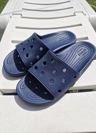 Чоловічі шльопанці crocs classic slide m12 29 см темно-сині