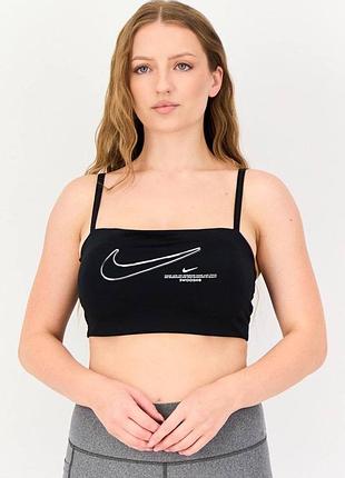Чорний спортивний топ від nike  розмір l топік майка бюстгальтер
