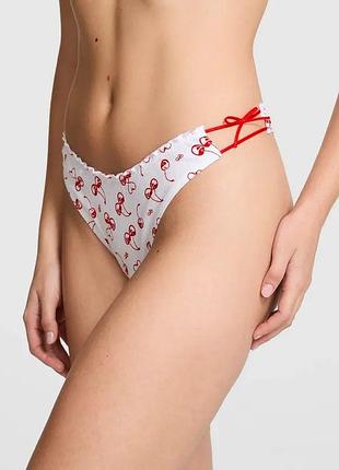 Невероятные хлопковые трусики-стринги с боковыми завязками victoria’s secret
оригинал из сша