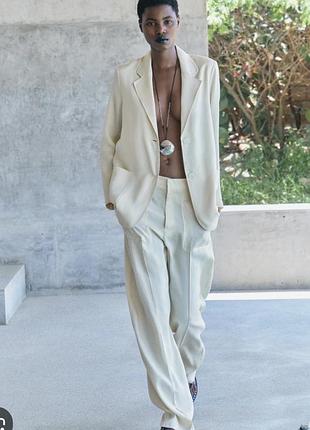 Молочний костюм zara розмір с