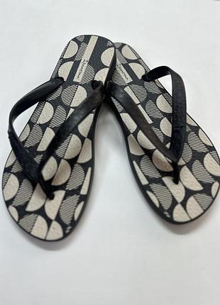 Вʼєтнамки ipanema шльопанці