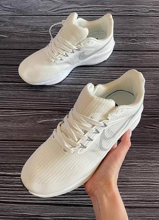 Nike кросівки