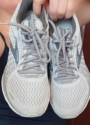 Жіночі кросівки brooks adrenaline gts 21