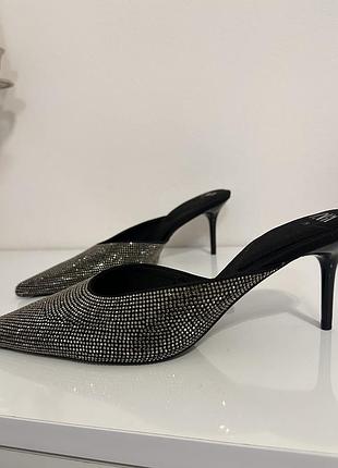 Мюлі туфлі zara