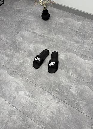 Тапочки nike 40 (25 cm)