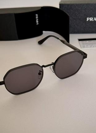 Окуляри унісекс prada чорного та синього кольору