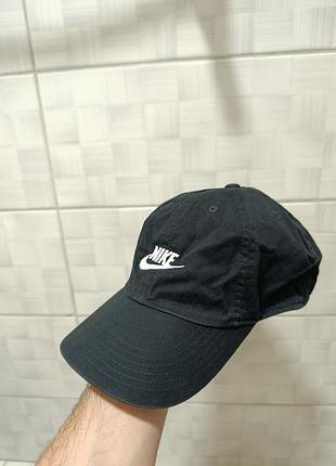 Чорна  кепка бейсболка nike club