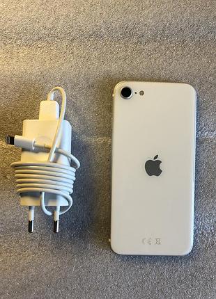 Iphone se 2020 128gb. 82% батарея неверлок повністю робочий скинутий