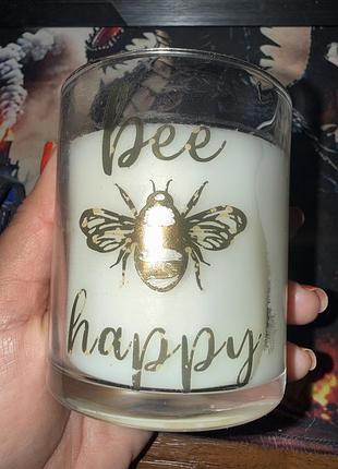 Свічка bee happy біла у склі