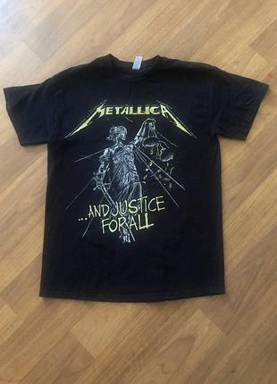 Футболка с группой metallica