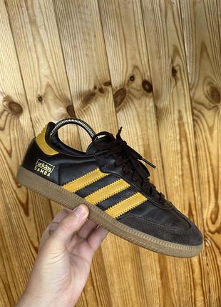 Коричневі шкіряні класичні кросівки кеди взуття adidas samba