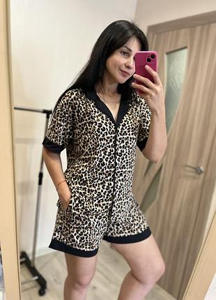 Піжама dkny леопардовий принт розмір l стан нової