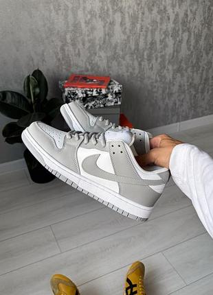 Nike sb dunk low grey/white 5