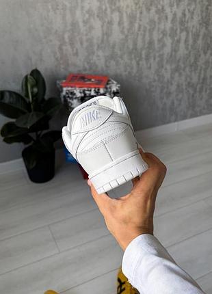 Nike dunk low "triple white" 5