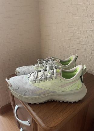 Reebok floatride оригінал, нові, 40,5 розмір 26 см