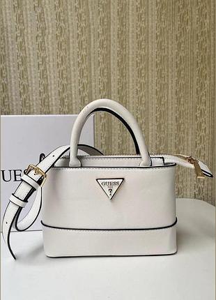 Жіноча сумка guess 107 біла