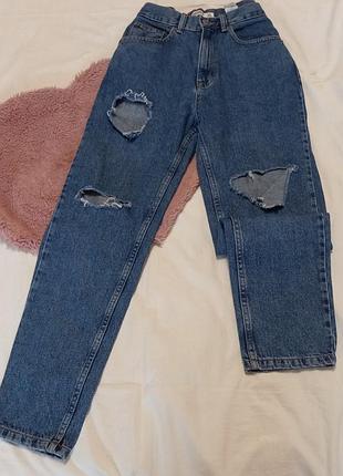 Джинсы мом рваные женские голубые pull and bear