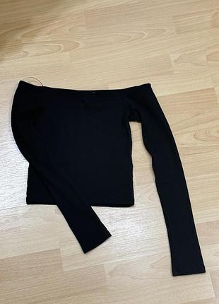Топ pull&bear з відкритими плечима