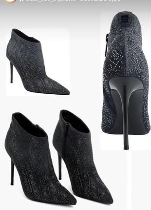 Жіночі ботильйони guess fazzie