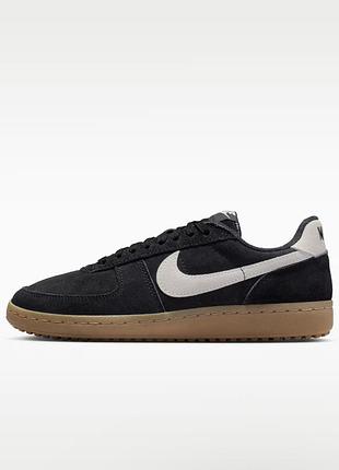 Чорні замшеві кеди nike field general