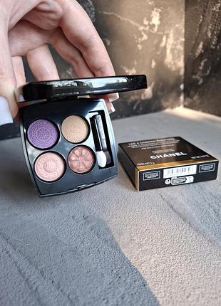 Лімітована палетка тіней chanel les 4 ombres boutonsвідтінок: 239 boutons baroque.
