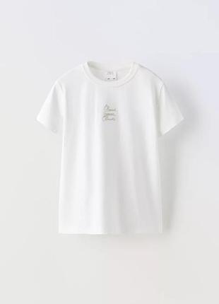 Футболка для дівчинки zara 5-6 у молочному кольорі з написом🔥